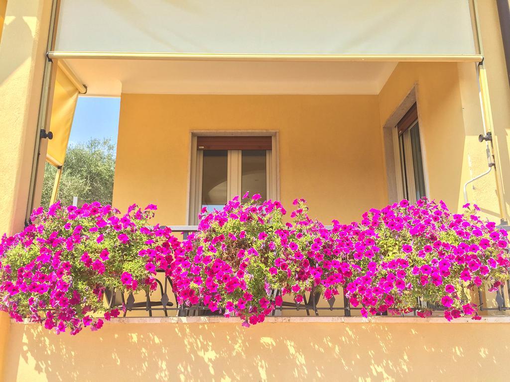 Appartamenti Villa Il Poggiolo Діано-Марина Екстер'єр фото