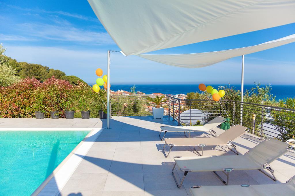 Appartamenti Villa Il Poggiolo Діано-Марина Екстер'єр фото